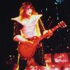 12-14Dec77 - New York City, NY / I feel reasonably confident to say that the start of the Alive II tour signaled the introduction of a new smoker (Version 3) as seen in the late-77 pictures, without a pickguard